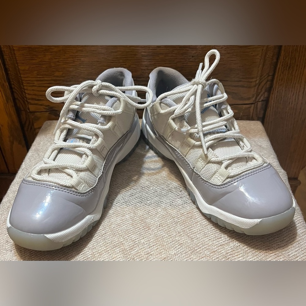 Nike Air Jordan 11 Retro Low Sneakers Cement Grey Size 1.5 Kids Unisex
